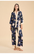 82aae826-bb4d-4ba8-a5df-cdb7d7af276e