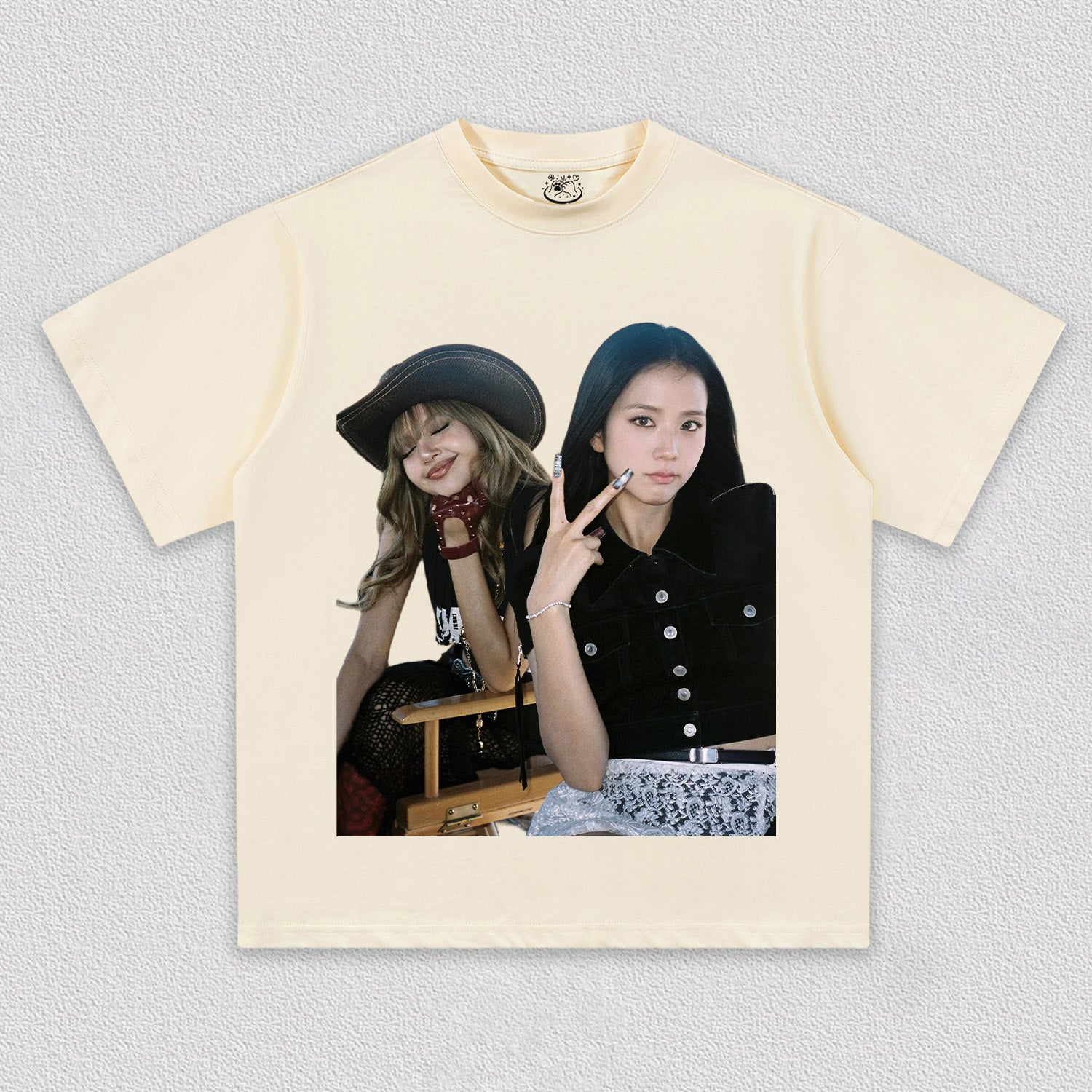 blackpink jisoo & lisa TEE