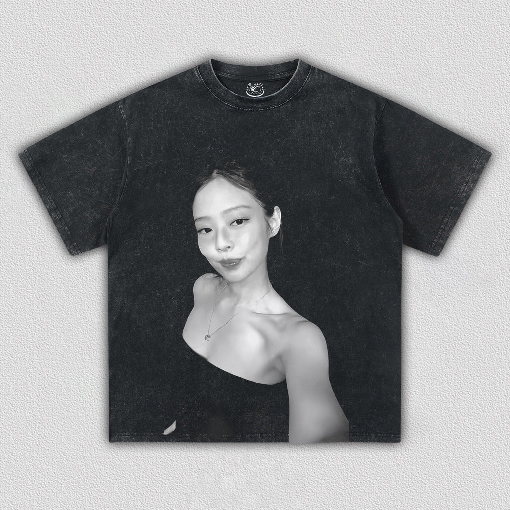BLACKPINK Jennie TEE 10.31