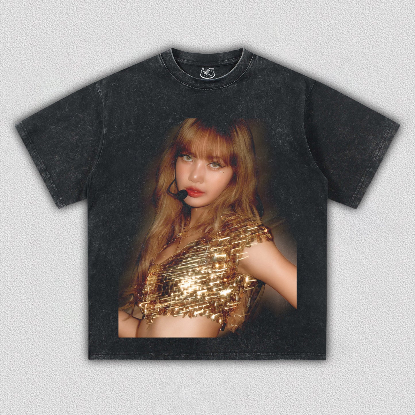 BLACKPINK LISA TEE 10.31