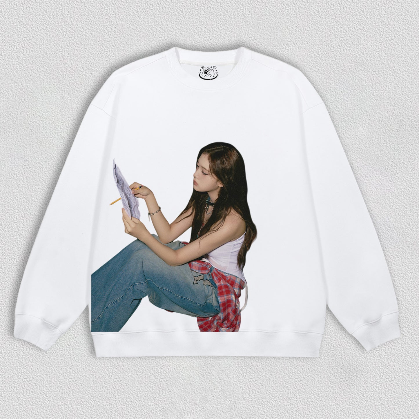 STAYC J-Now Tuning 111.2 MHz HOODIES