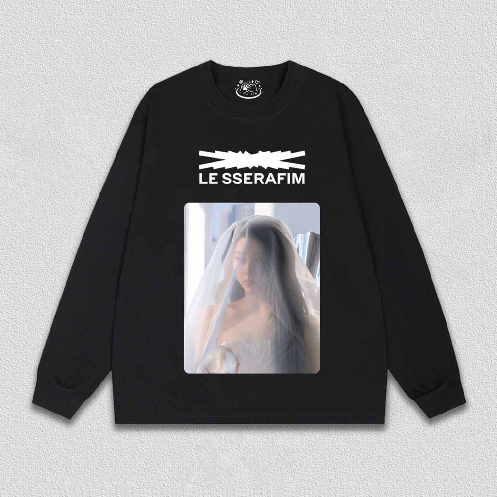 LE SSERAFIM Huh Yunjin TEE