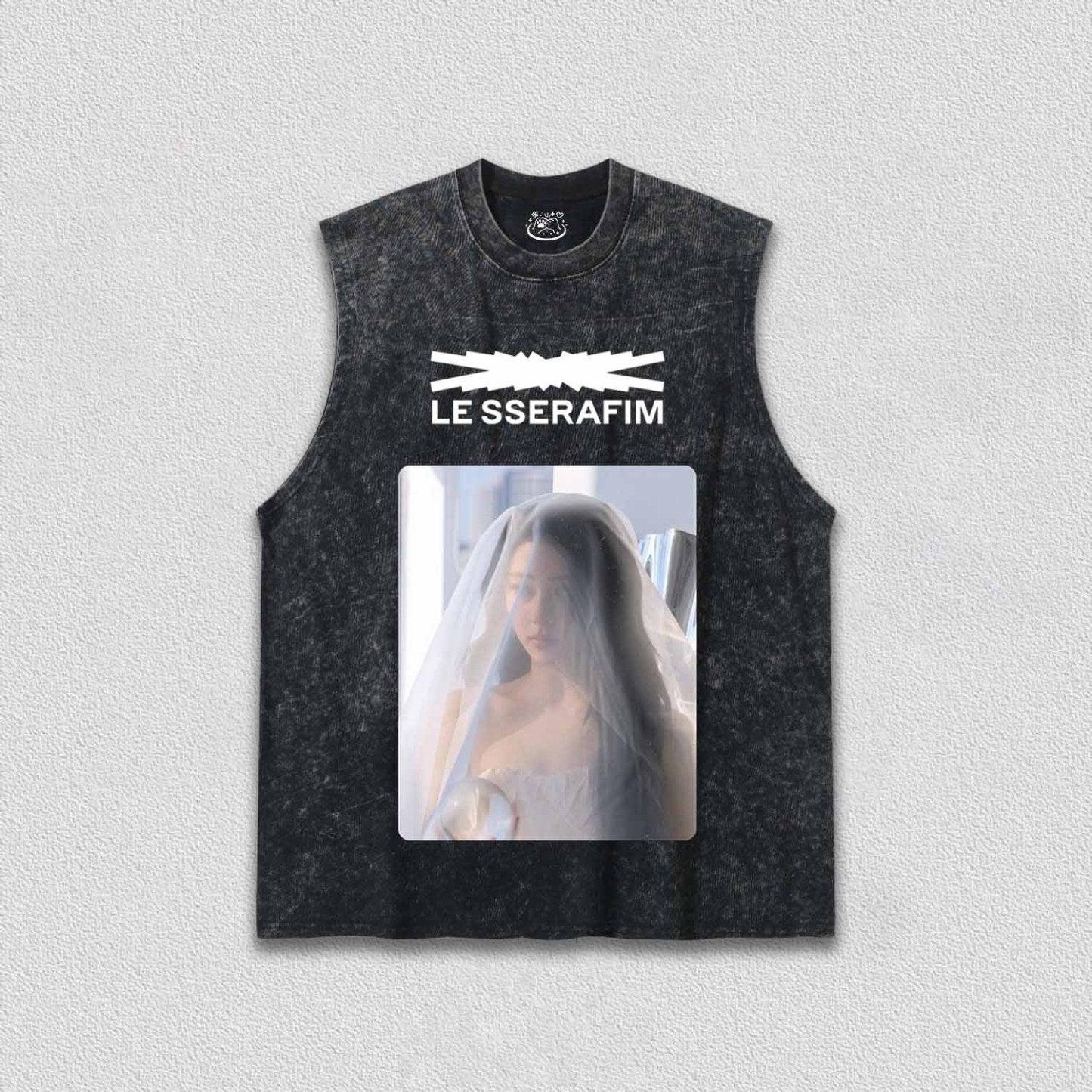 LE SSERAFIM Huh Yunjin TEE