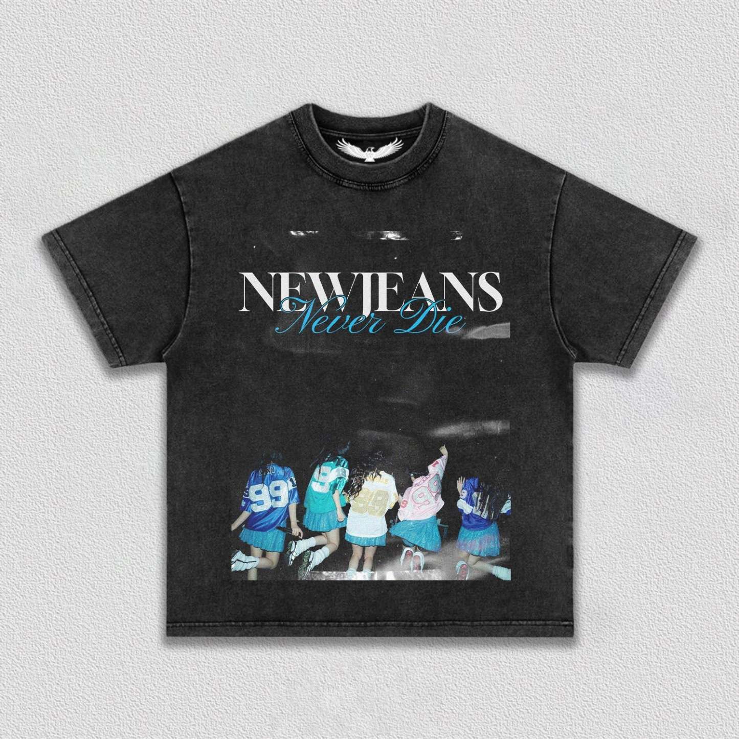 NEWJEANS TEE S6