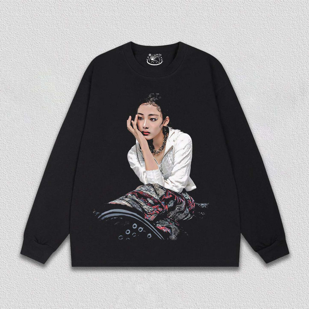 NewJeans  MINJI TEE 8.22