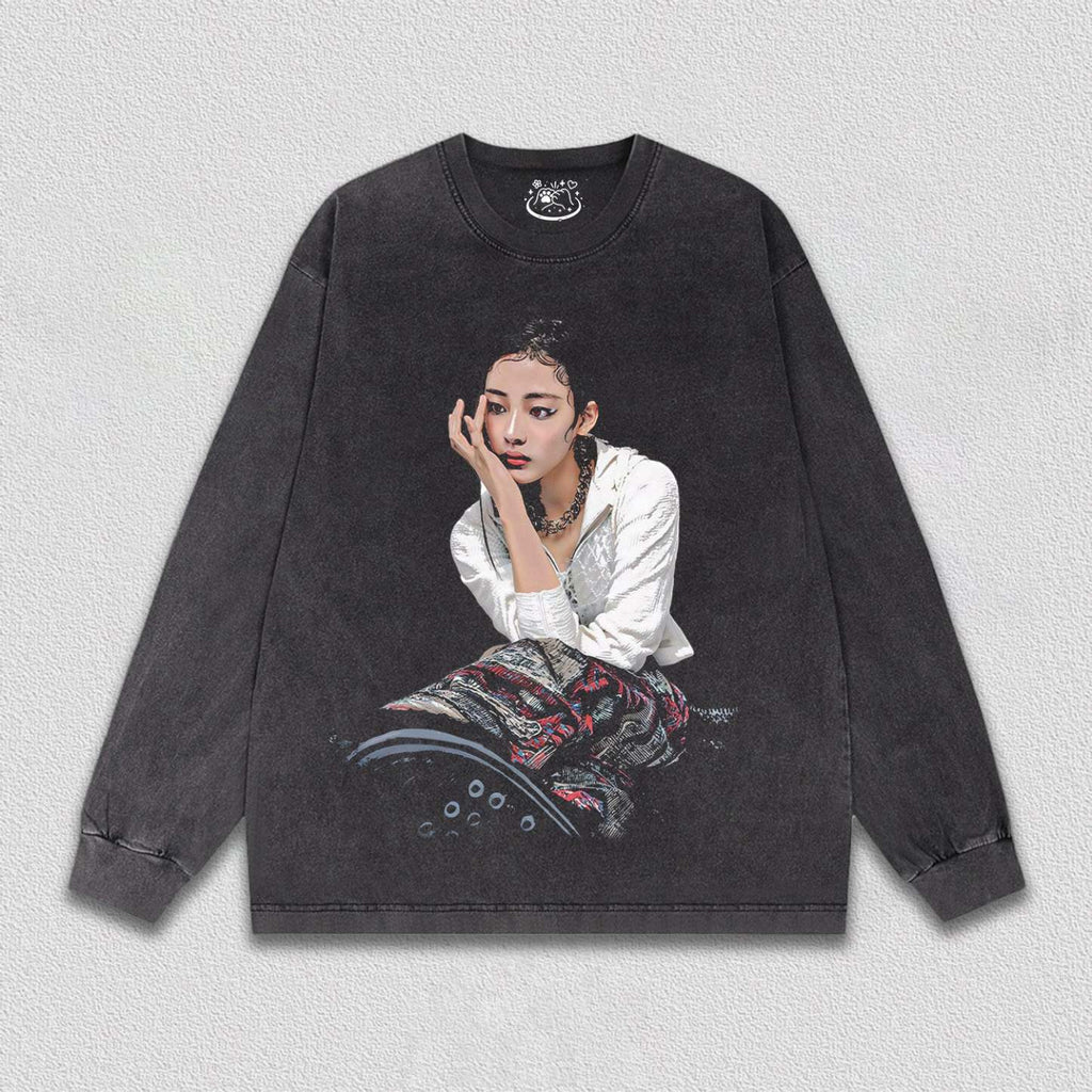 NewJeans  MINJI TEE 8.22