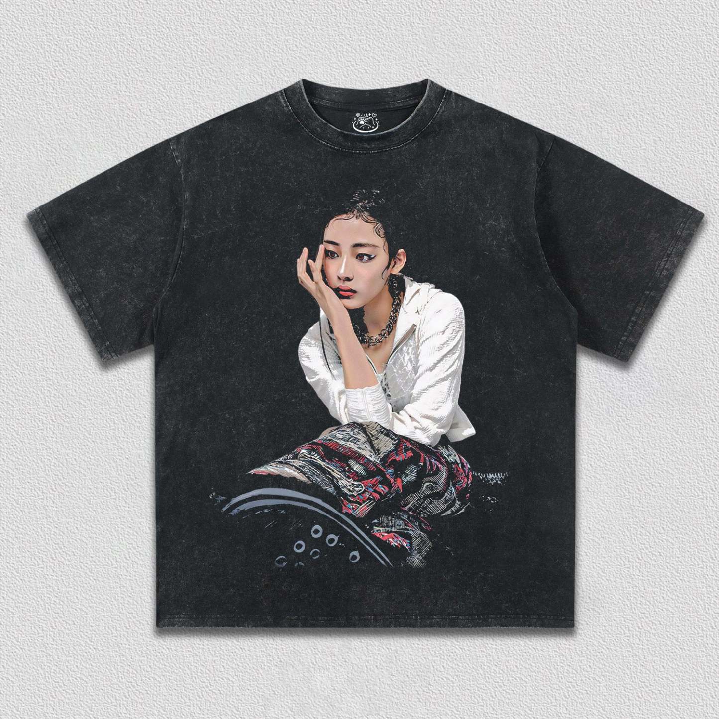 NewJeans  MINJI TEE 8.22