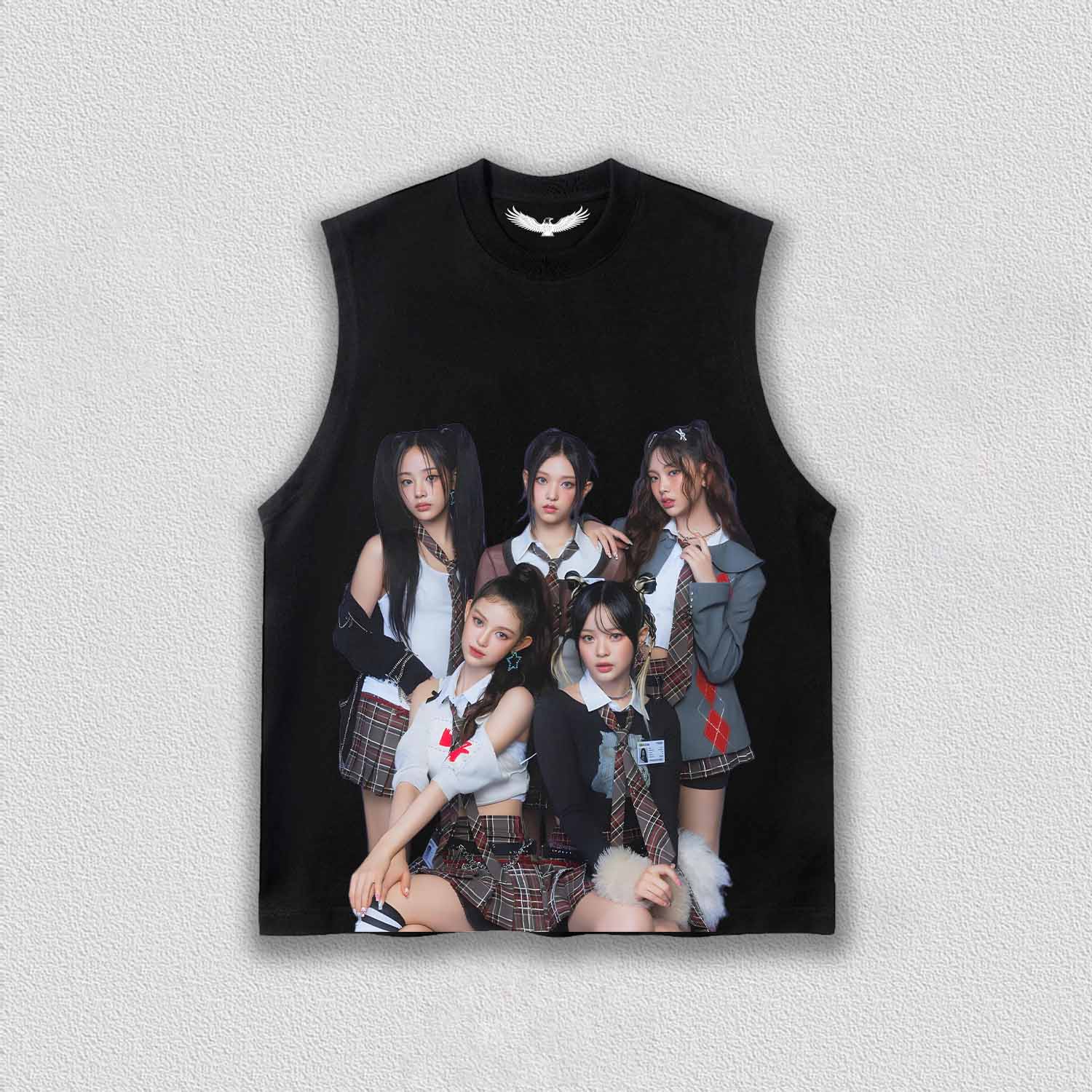 VINTAGE TANK TOP | NEWJEANS S4