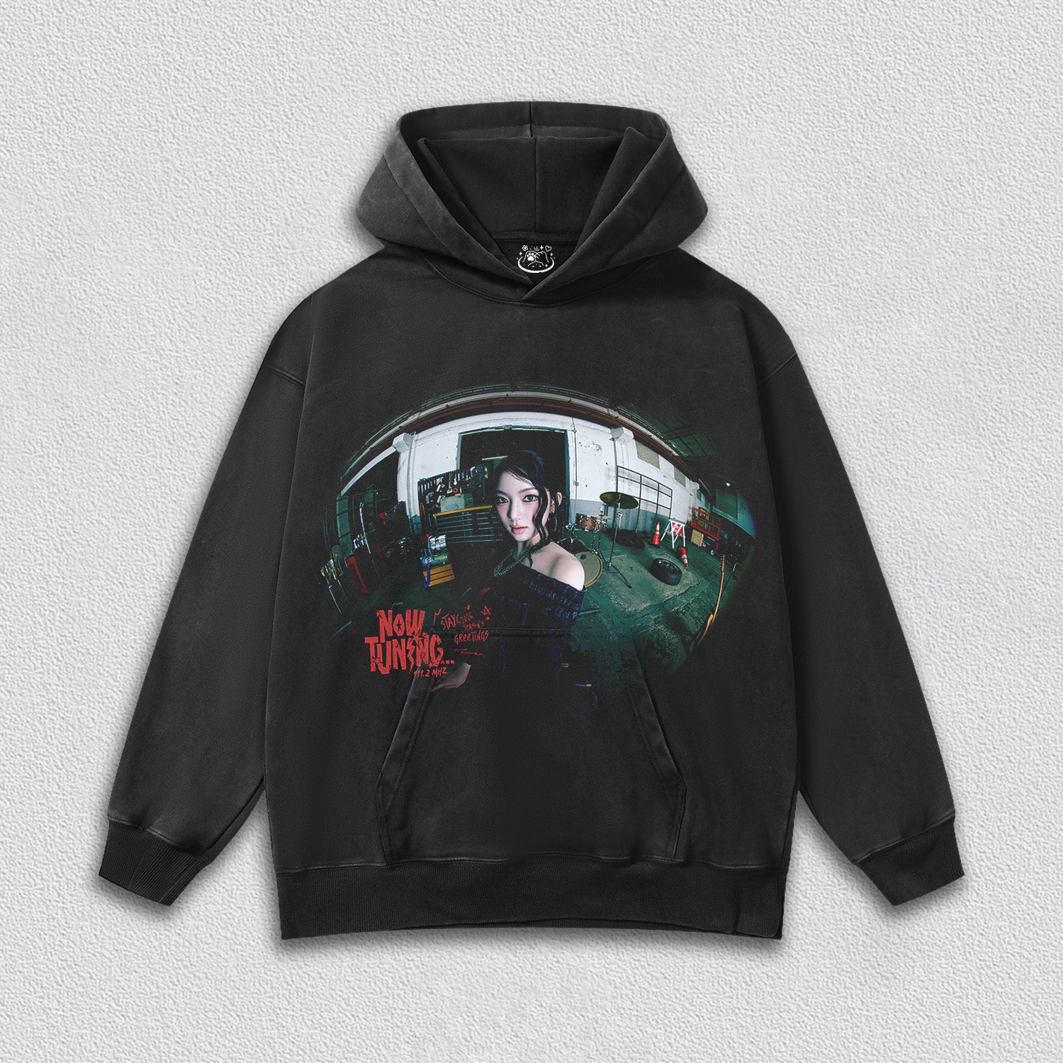 STAYC ISA-Now Tuning 111.2 MHz HOODIES