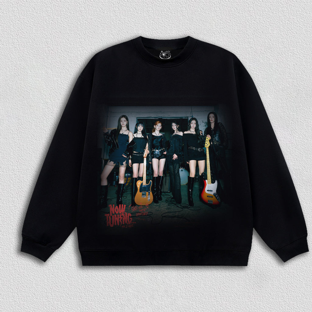 STAYC Now Tuning 111.2 MHz HOODIES