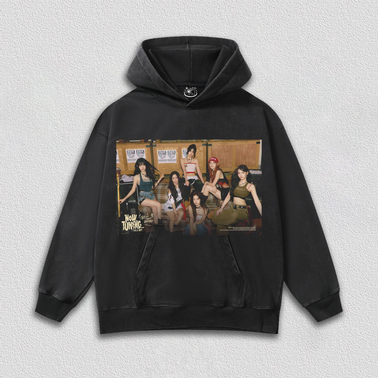 STAYC Now Tuning 111.2 MHz-2 HOODIES