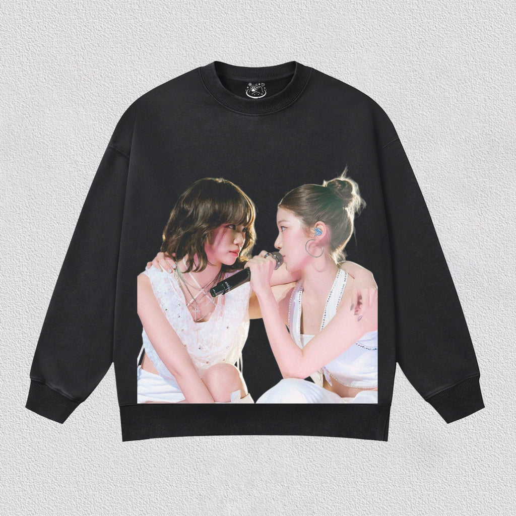 LE SSERAFIM chaewon and  kazuha