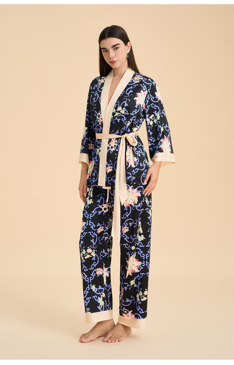 5f99a5f8-3b3c-4b83-8371-e466c75837e9