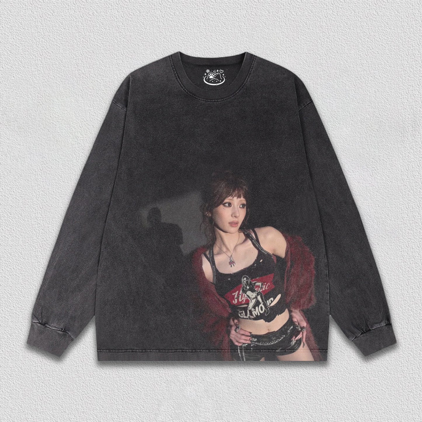 Le sserafim yunjin TEE 11.8