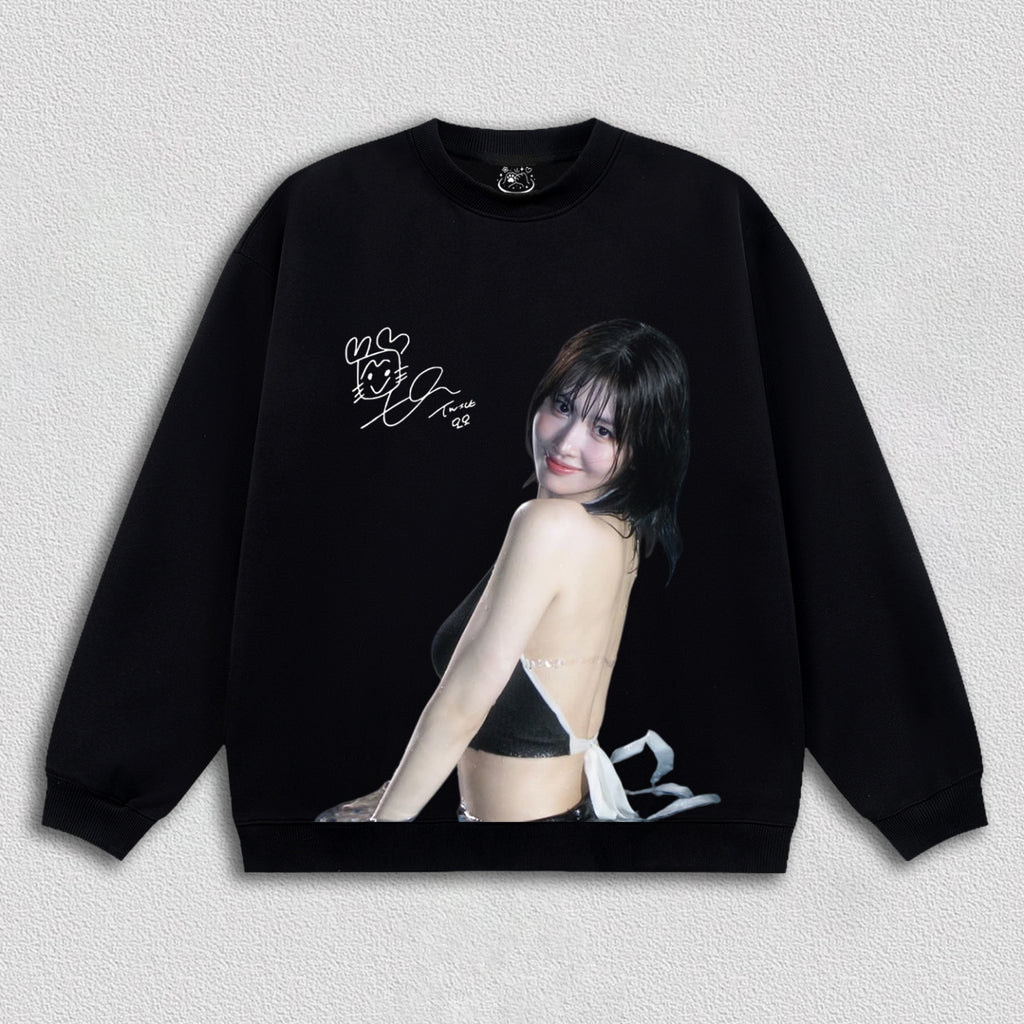 TWICE momo HOODIES-1